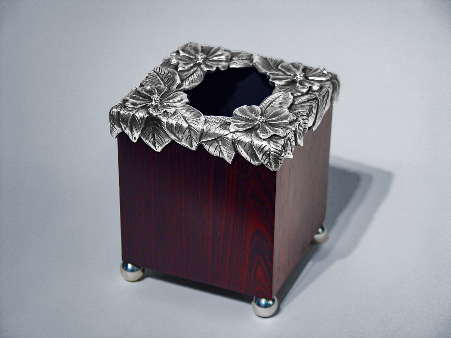 Dogwood Tissue Box 