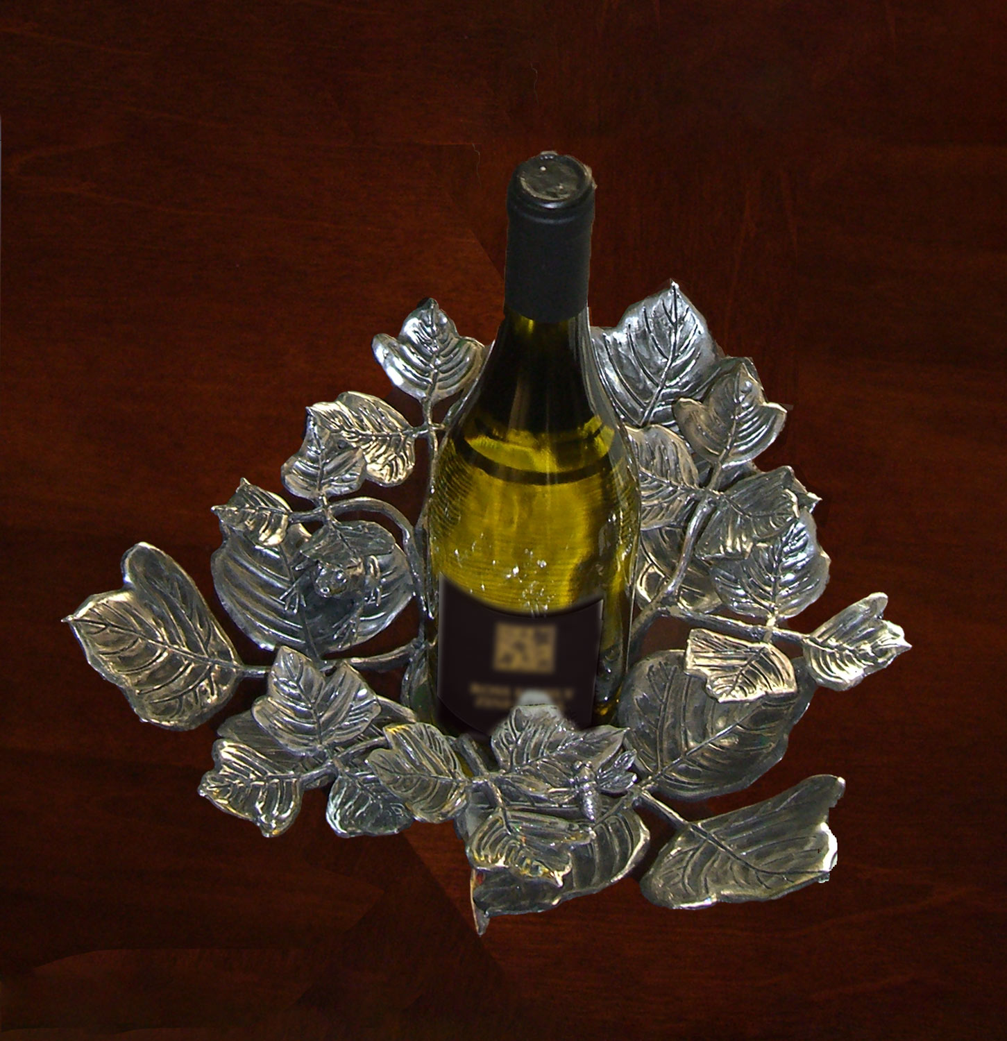 Kudzu Wine Caddy with Bottle of Wine